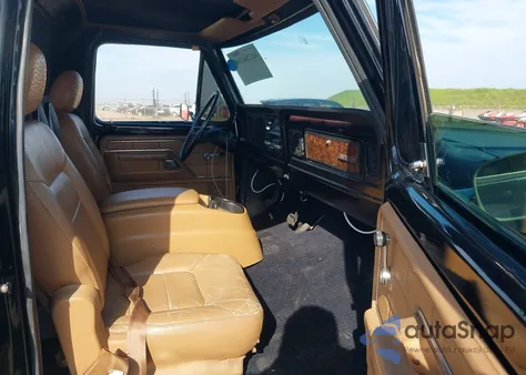 1973 Ford F100 z USA, uszkodzony, nr VIN 000000F10HUS40172